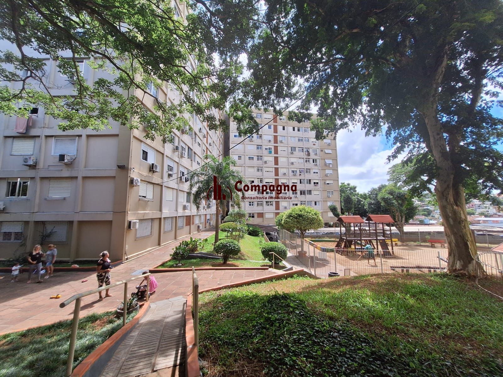 Excelente apto. Av. Oscar Pereira, Azenha, 56,12 m2 área priv. térreo,2 dorms, — foto 5