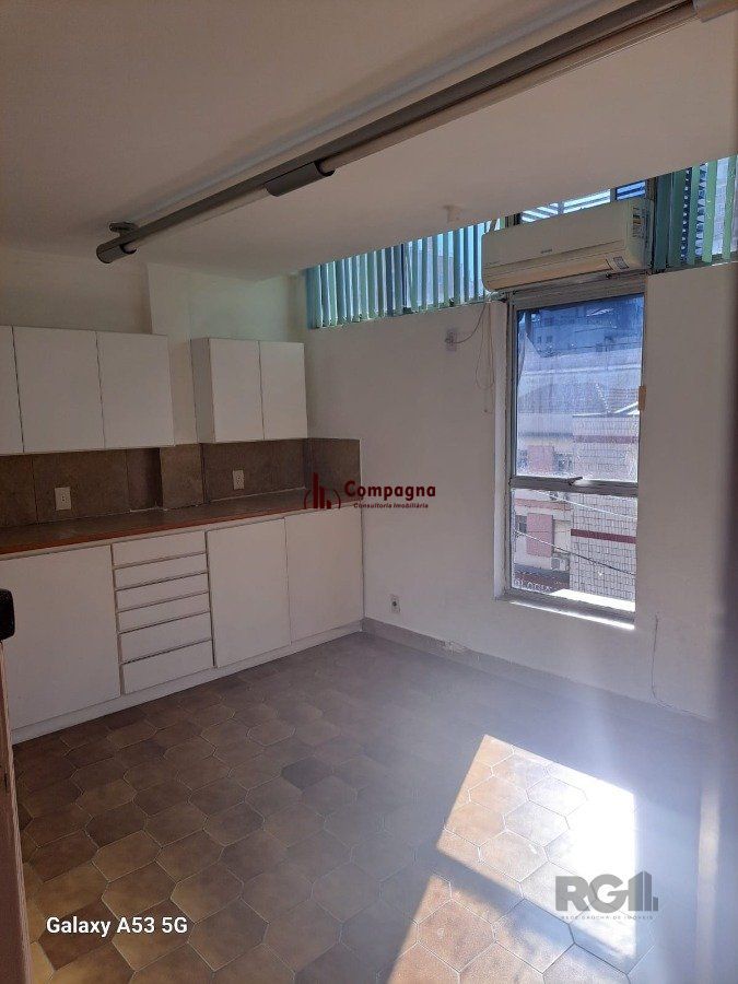 Sala mobiliada para odontologia na Fernandes  Vieira — foto 5