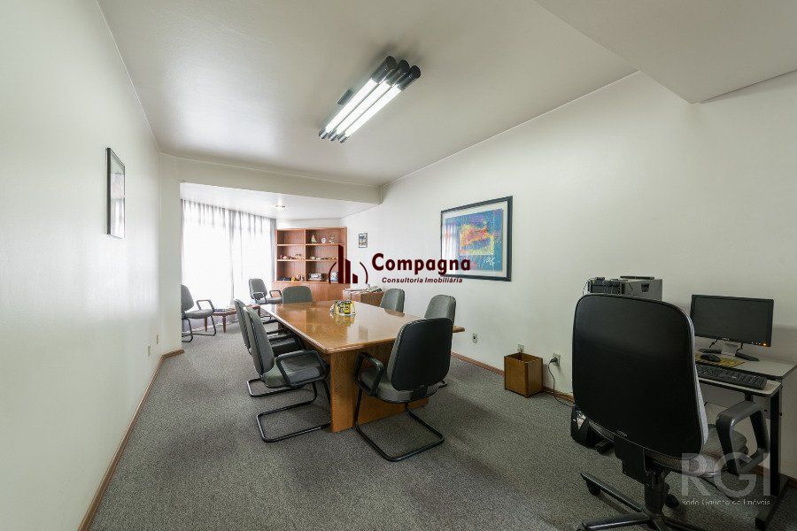 Predio para Venda - 2203.23m², 0 dormitórios, 30 vagas - São João — foto 2