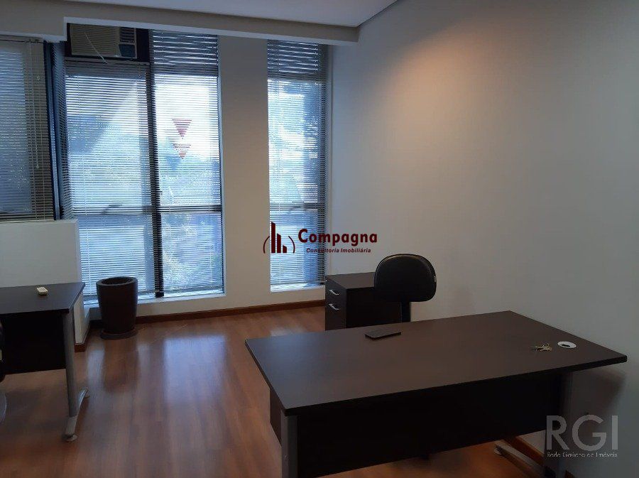 Sala Comercial à venda, 33m², Auxiliadora - Porto Alegre — foto 4