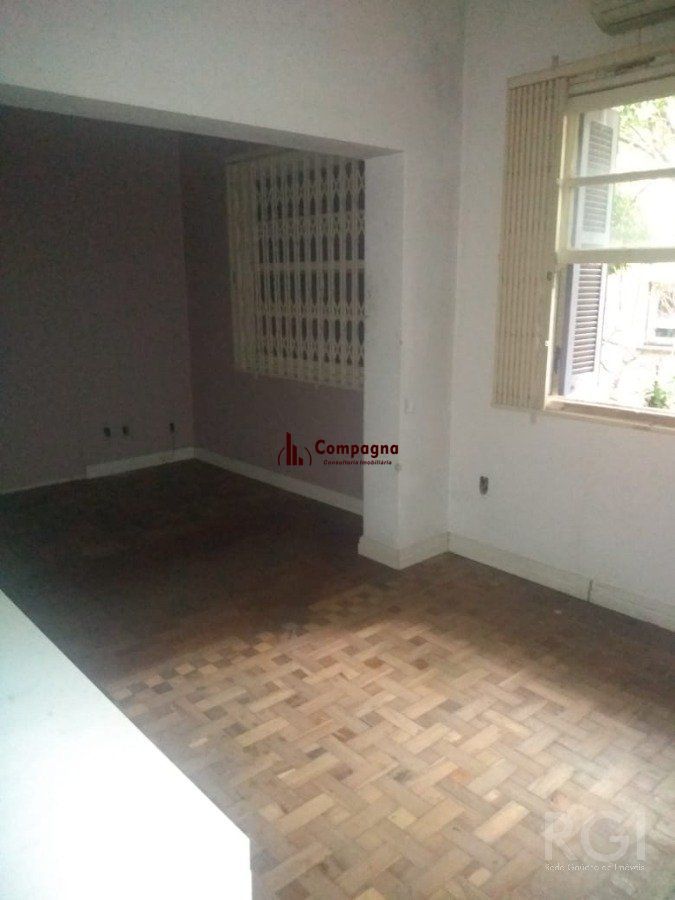 Casa Comercial para Venda - 0m², 0 dormitórios, Petrópolis — foto 4