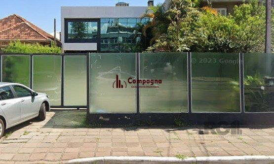 PRÉDIO A VENDA na rua Cairu, Navegantes Porto Alegre RS com aproximadamente 430m², com 2 pavimentos,  espaço de estacionamento para 8 veiculos,