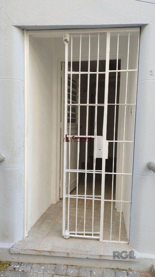 APARTAMENTO DE 3 DORMITÓRIOS NO CENTRO PROXIMO UFRGS — foto 2