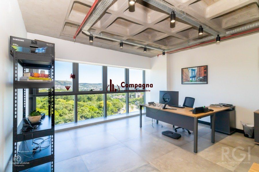 Sala Comercial à venda, 48m², Petrópolis - Porto Alegre — foto 5