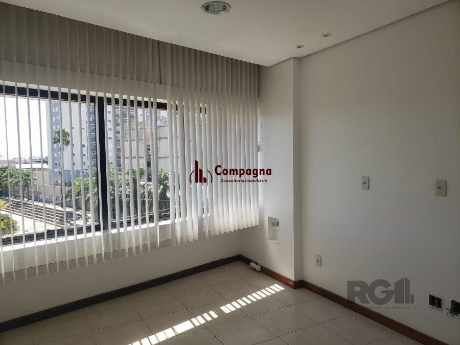 Sala Comercial à venda, 59m², São João - Porto Alegre — foto 3