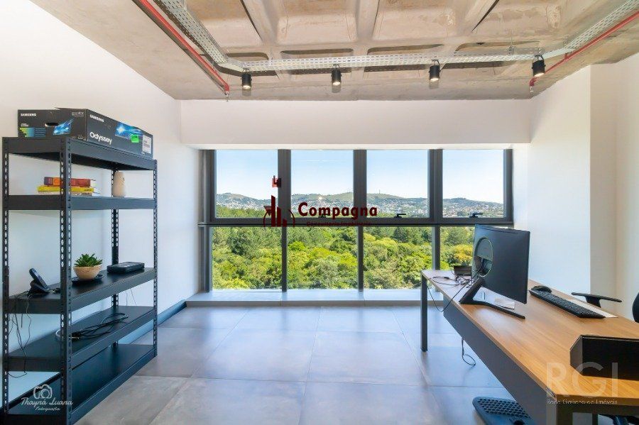 Sala Comercial à venda, 48m², Petrópolis - Porto Alegre — foto 4