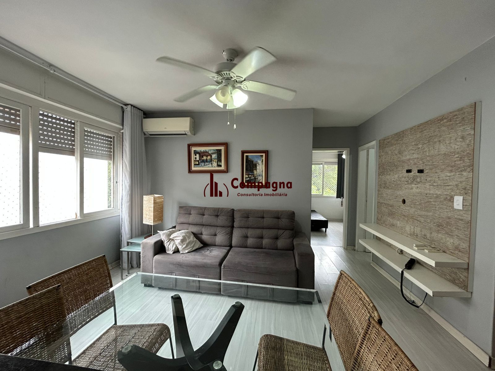 Excelente apartamento semi mobiliado no Bairro Jardim Planalto — foto 2