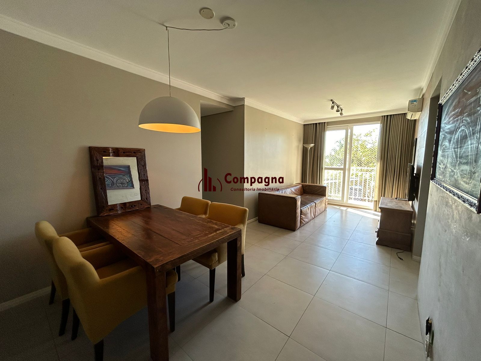 Apartamento para Venda - 73m², 3 dormitórios, sendo 1 suíte e 1 vaga — foto 2