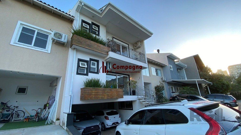 Casa de Condomínio 4 quartos à venda, 210m², Passo das Pedras - Porto Alegre