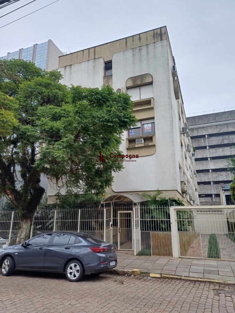 Apartamento a venda no bairro Menino Deus com 2 dormitórios