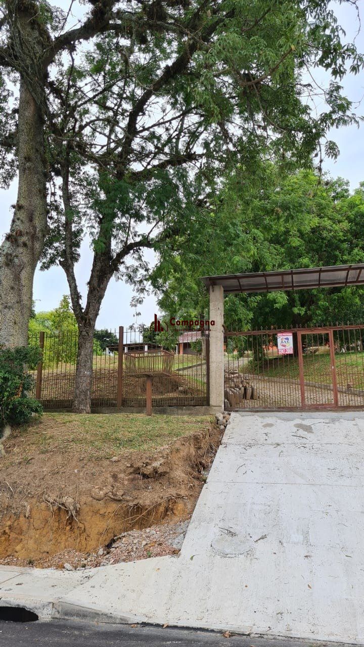 Sobrado para Venda - 200m², 3 dormitórios, sendo 1 suites, 3 vagas - Belém Novo — foto 3
