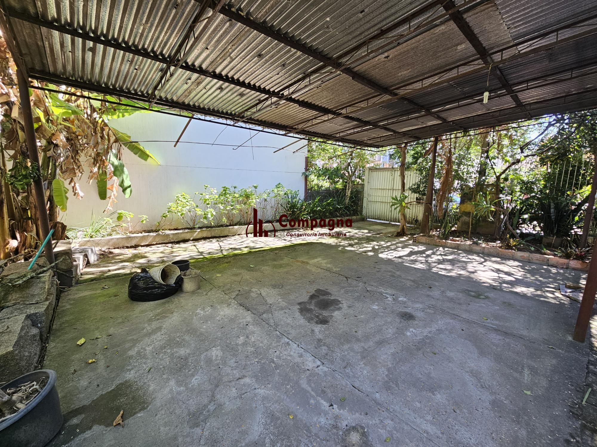 Casa  03 dormitórios  com suite e 02 vagas  no Bairro Mont Serrat — foto 3