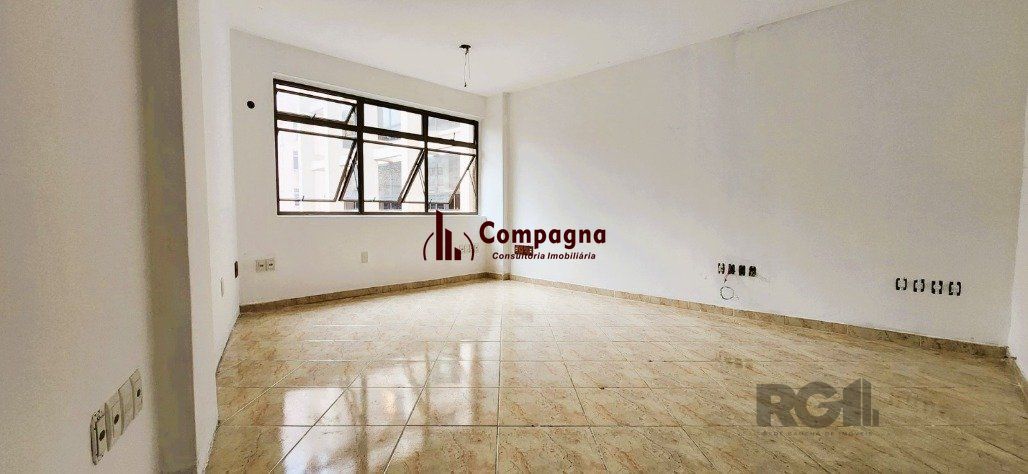 ÓTIMA SALA COMERCIAL BEM NO CENTRO DA CIDADE! — foto 4