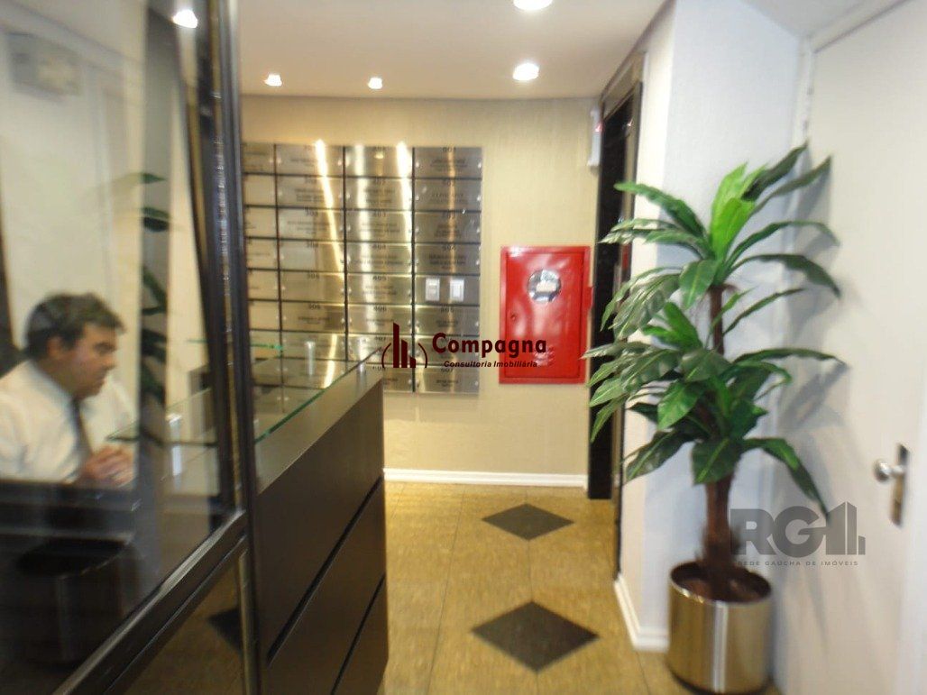 EXCELENTE SALA COMERCIAL COM GARDEN E VAGA EM FRENTE AO BRICK DA REDENÇÃO — foto 3