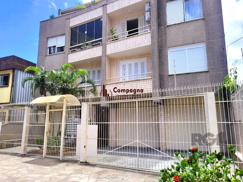 Excepcional apto. com excelente localização, na Rua Gomes Jardim 2 quartos com vaga.