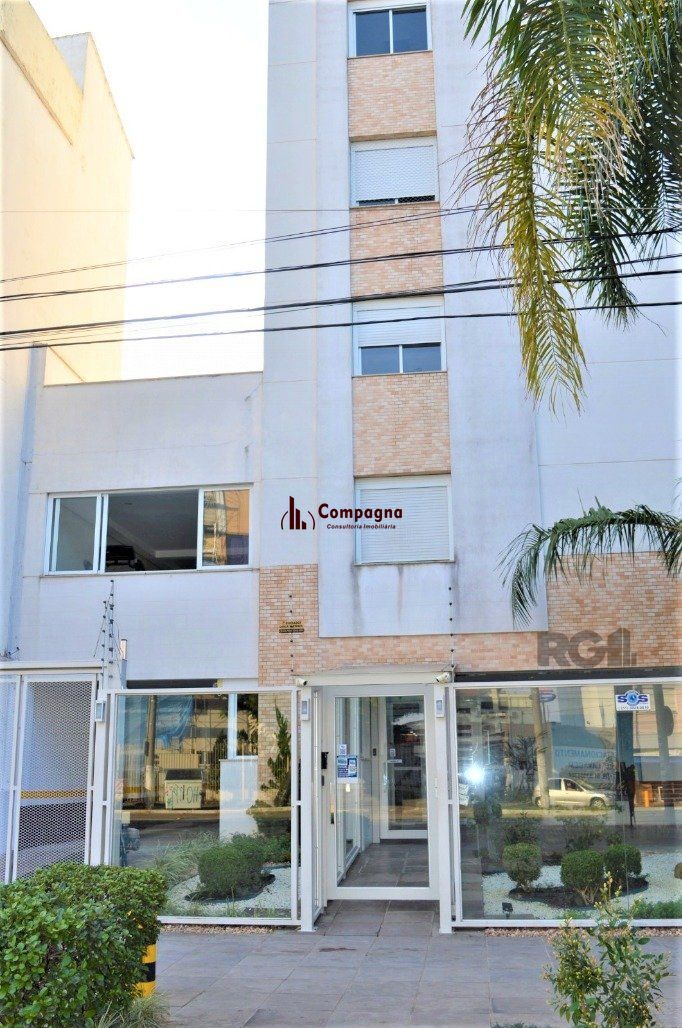 Excelente apartamento 2 dorm. sendo 1 suite, com terraço, churrasqueira, semimobiliado - 1 vaga dupla - Bairro Cidade Baixa — foto 2
