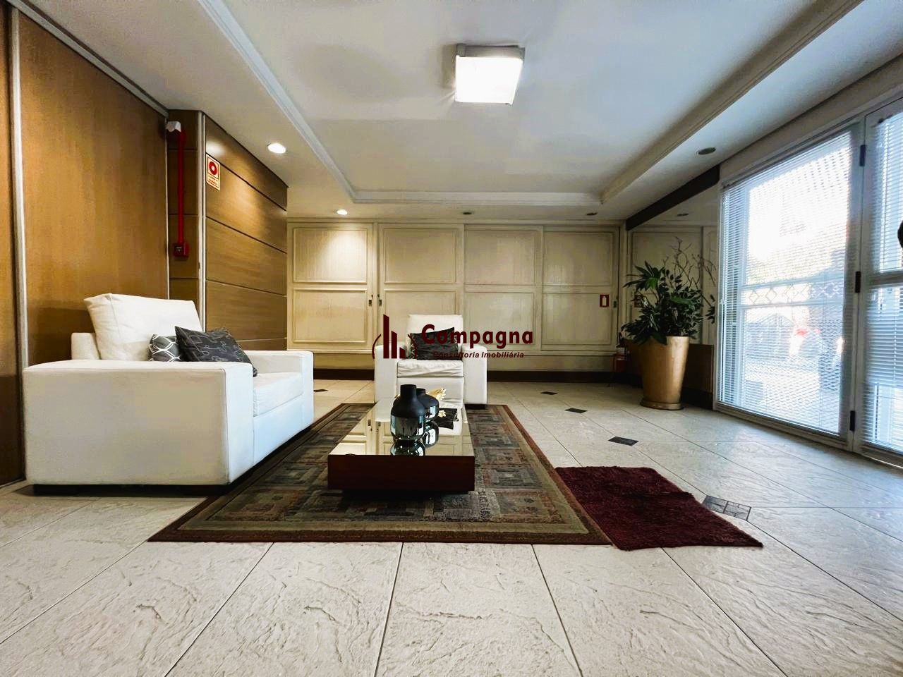 Hall e portaria do prédio