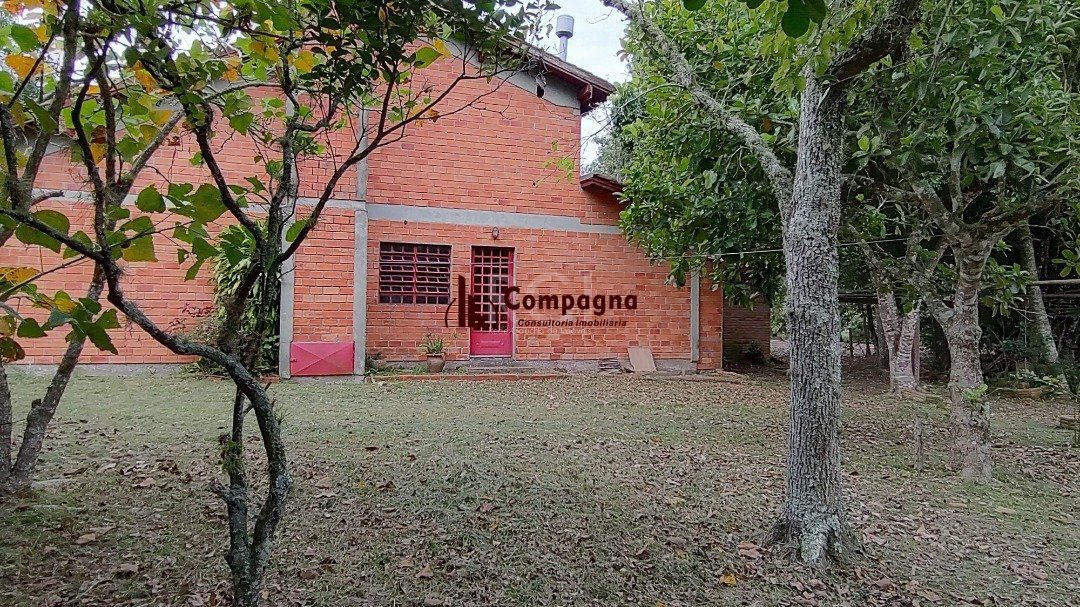 Sito à venda no Lami, com casa com quartos, 1 banheiro e piscina — foto 4