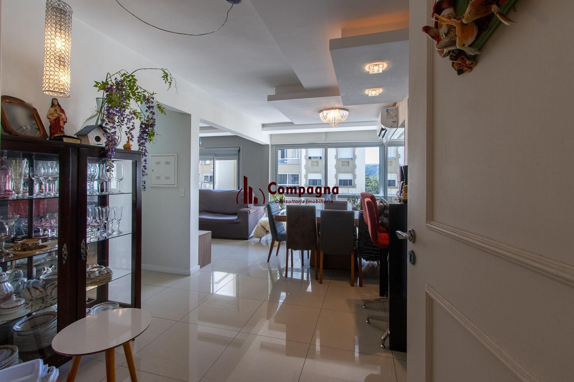 Apartamento de 3 dormitórios, 1 suíte,1 vaga , infraestrutura de clube