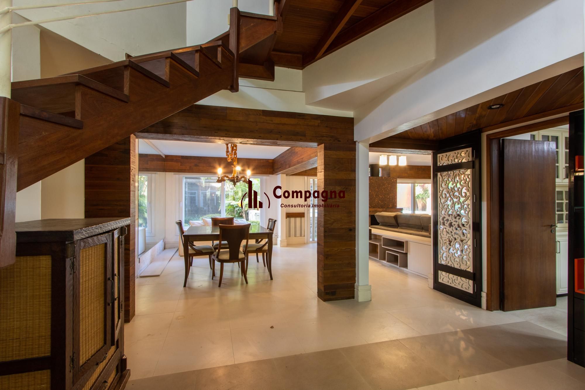 Excelente Casa em Condominio Fechado com 440,60m Dormitórios, sendo 2 Suítess — foto 4