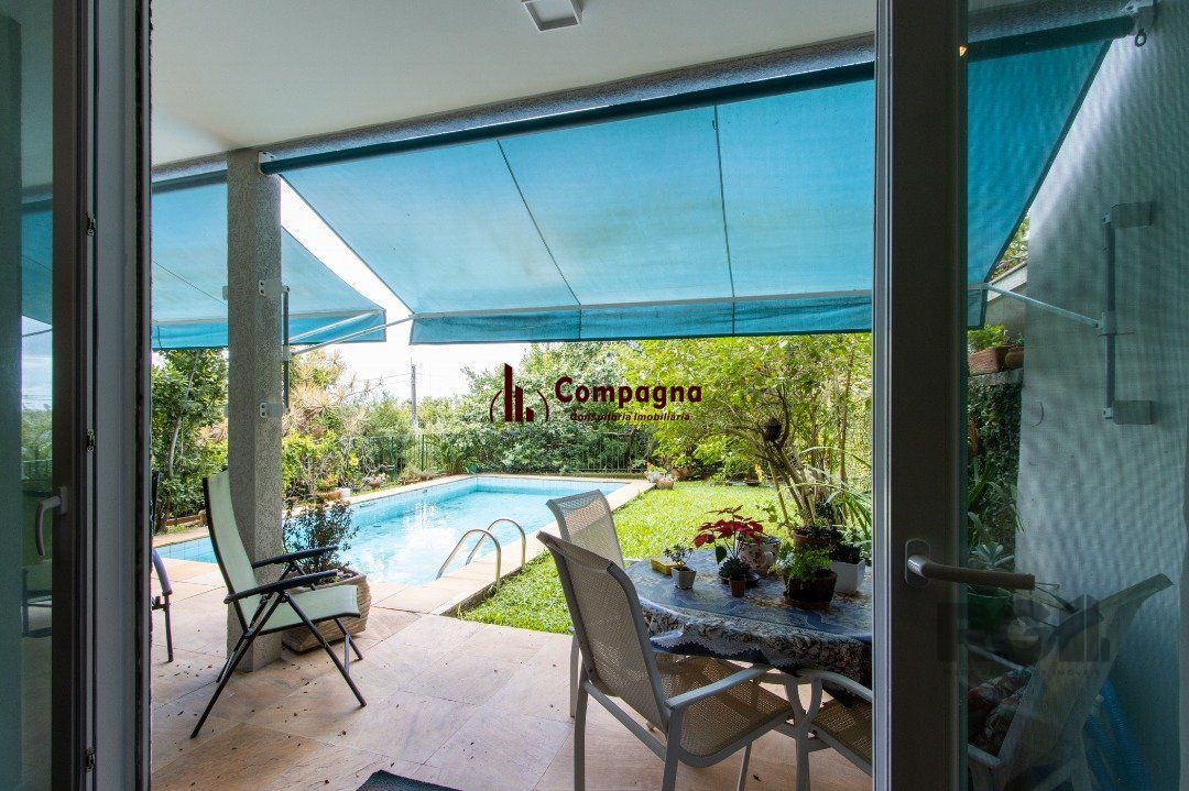 Sobrado com vista para Rio, 3 quartos, 2 suites, pátio, piscina, vaga para 4 carros - Bairro Vila Assunção — foto 2