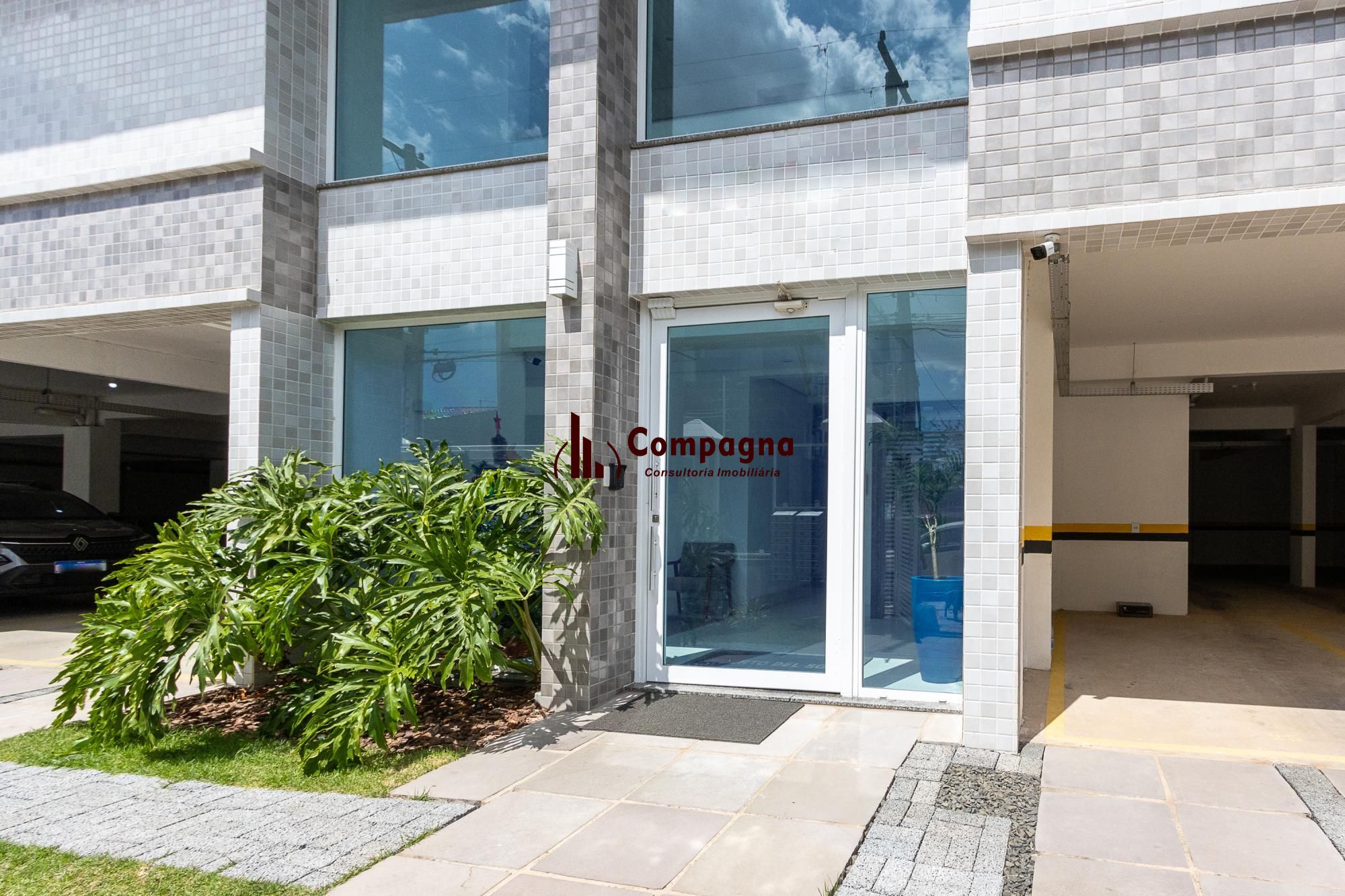 Apartamento de 3 dormitórios, 3 suítes, e 4 vagas, no bairro Jardim Lindoia — foto 4