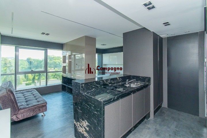 LOFT MOBILIADO PARA VENDA NO BAIRRO PRAIA DE BELAS - 41M² DE ÁREA PRIVATIVA - 01 VAGA DE ESTACIONAMENTO