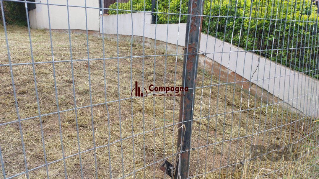 Terreno plano, medindo 207,50. 8,30x25,00. — foto 3