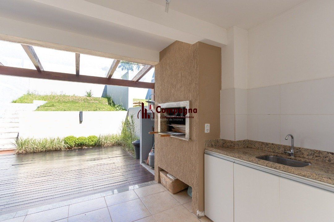 Casa para Venda - 168m², 3 dormitórios, sendo 1 suites, 2 vagas - Imperial Park