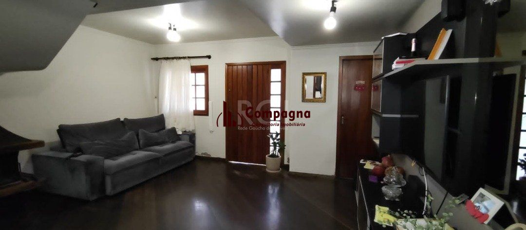 Casa para Venda - 180m², 4 dormitórios, sendo 1 suites, 3 vagas - Campo Novo — foto 4