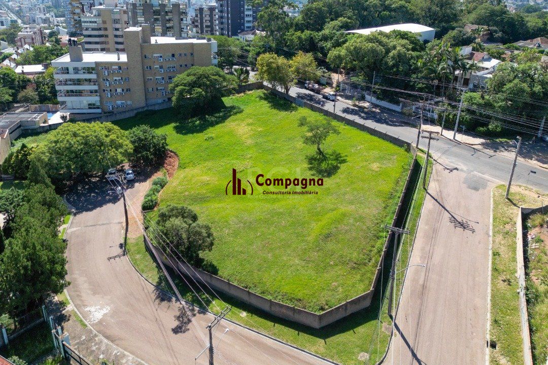 Excelente terreno à venda em Porto Alegre, localizado na Rua Correa Lima, — foto 3