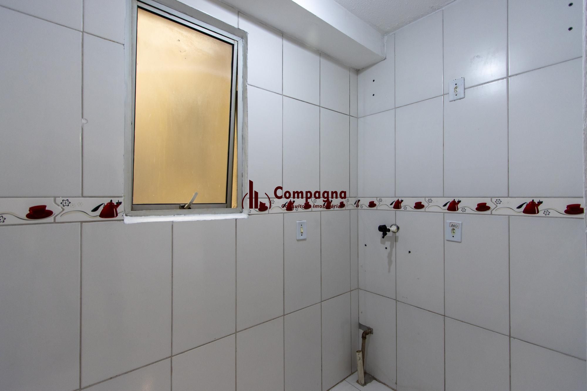 Apartamento reformado, 2 dormitórios, 1 vaga — foto 5