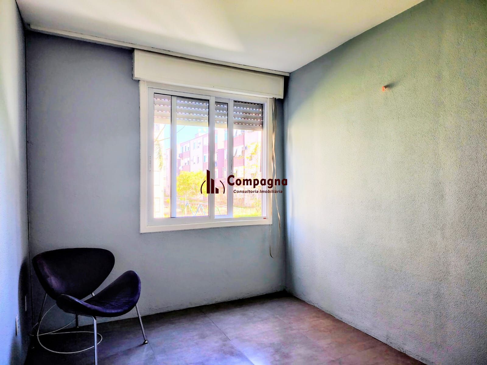 Apartamento de 2 dormitórios, living, cozinha, área de serviço e banheiro social. — foto 5