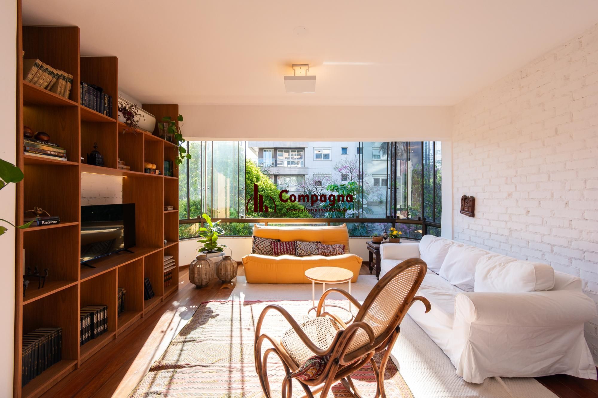 Apartamento com 3 Quartos à venda, 122m² - Petrópolis — foto 2