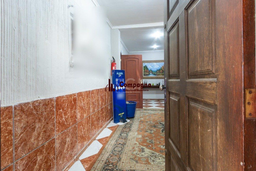 Sobrado para Venda - 300m², 3 dormitórios, sendo 1 suites, 3 vagas - Cavalhada — foto 3