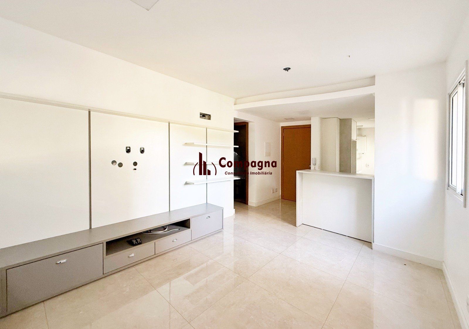 Apartamento com 2 dormitórios, sendo 1 suíte, e sala ampla com ambientes integrados - Condomínio Residencial Sucre — foto 2