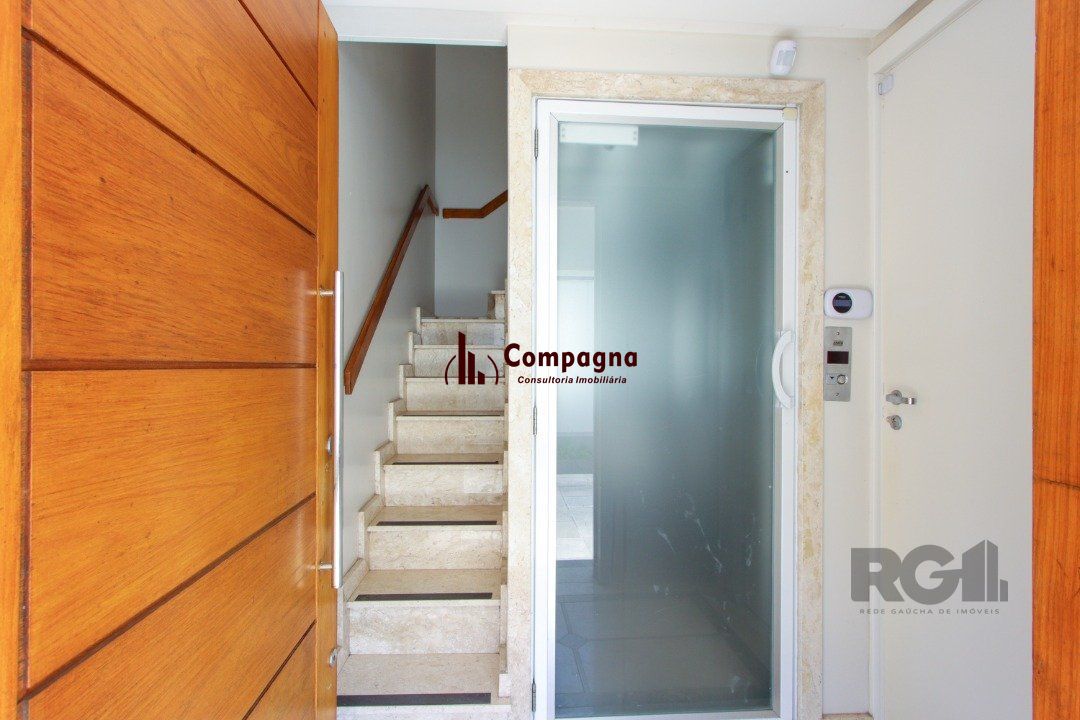 Casa Condominio para Venda - 233m², 3 dormitórios, sendo 1 suites, 2 vagas - Vila Assunção — foto 2