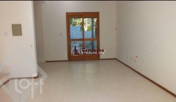 Casa em Condomínio, 3 dormitórios, 131 m², em Cavalhada