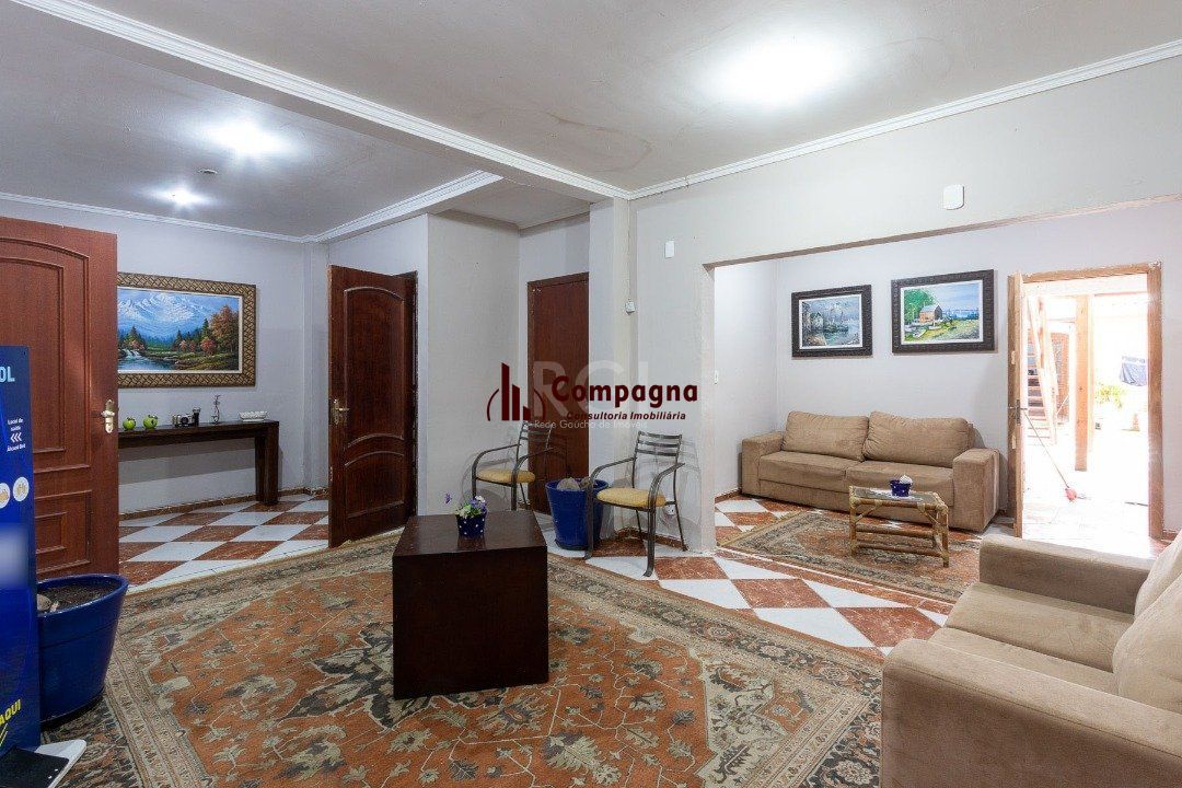 Sobrado para Venda - 300m², 3 dormitórios, sendo 1 suites, 3 vagas - Cavalhada — foto 4