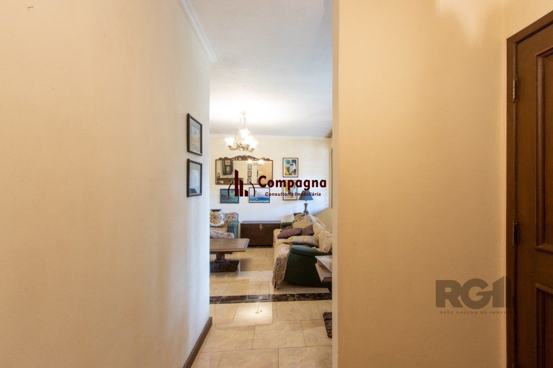 Casa para Venda - 200m², 3 dormitórios, sendo 1 suites, 3 vagas - Jardim Verde — foto 5