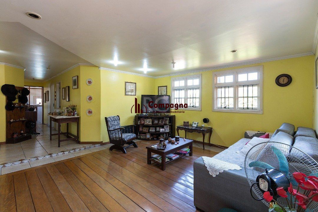 Casa para Venda - 320m², 5 dormitórios, sendo 2 suites, 3 vagas - Tristeza — foto 5