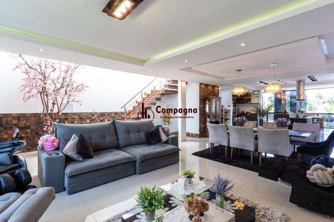 Casa para Venda - 420m², 3 dormitórios, sendo 3 suites, 8 vagas - Ipanema — foto 3