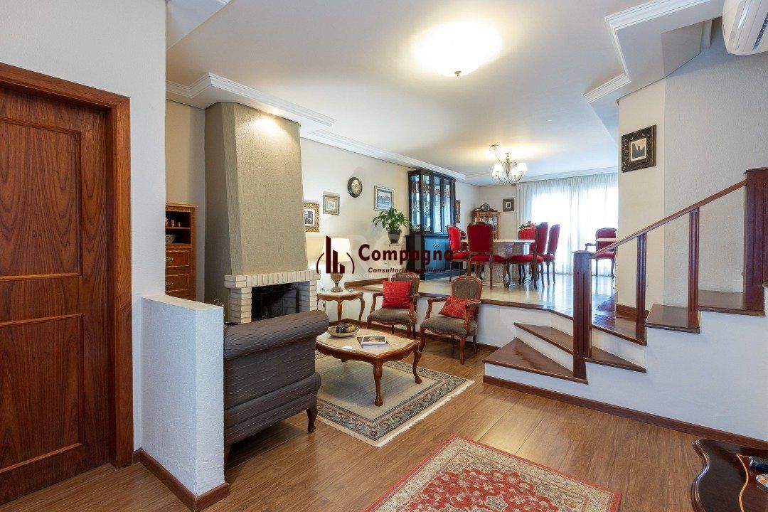 Casa Condominio para Venda - 225.18m², 3 dormitórios, sendo 1 suites, 2 vagas - Jardim Isabel