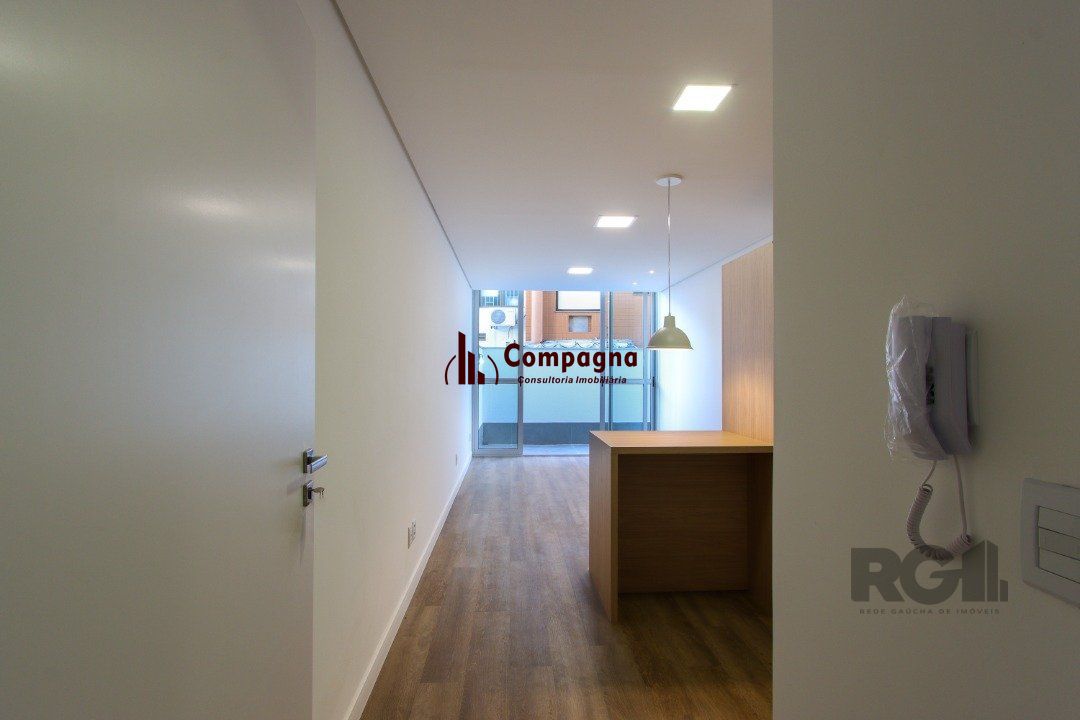 Apartamento em Porto Alegre no Bairro Petrópolis, de 1 quarto, GARDEN , semi mobiliado — foto 2