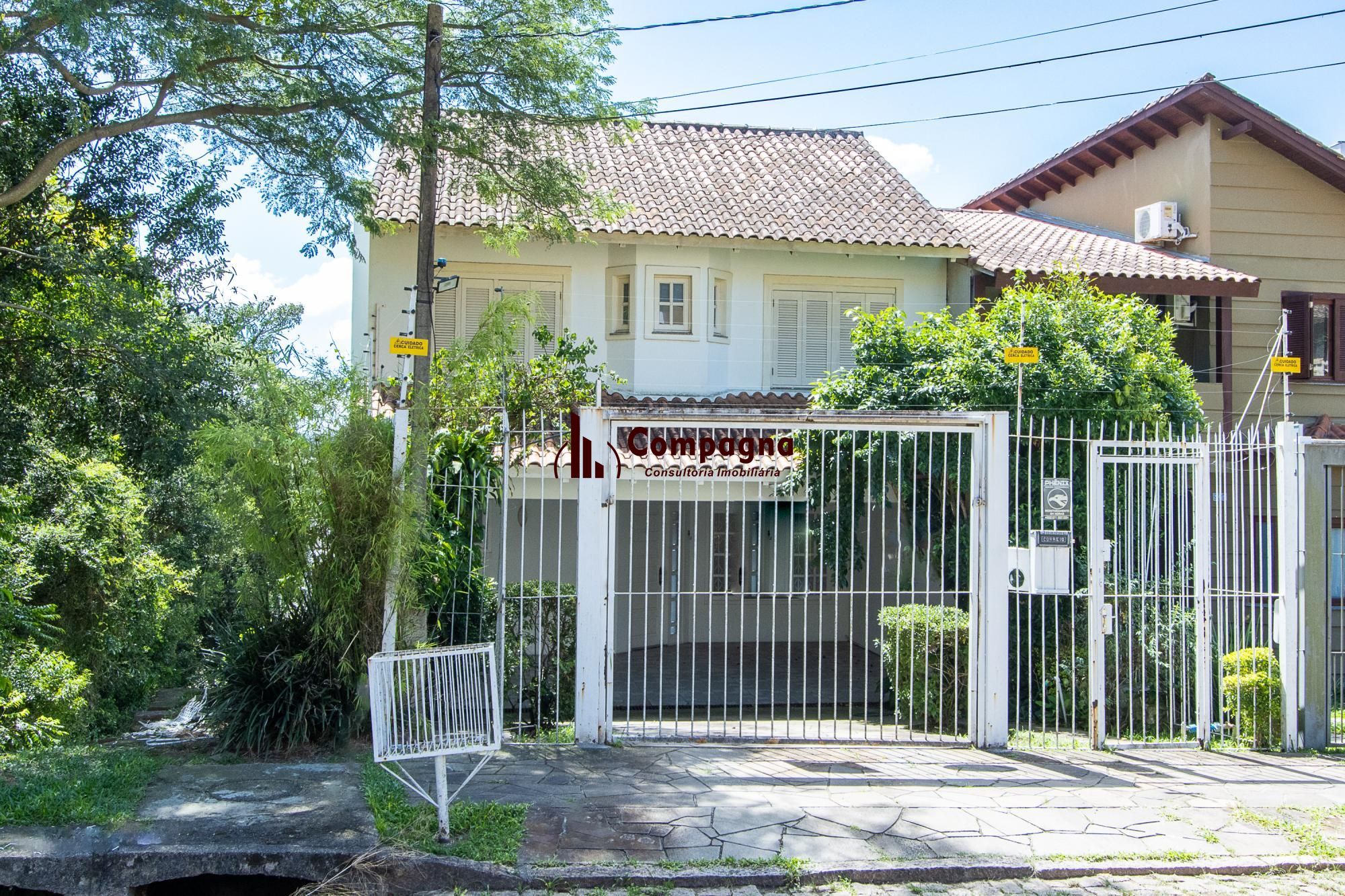 Casa à venda no Altos do Ipê no Bairro Espirito Santo.
