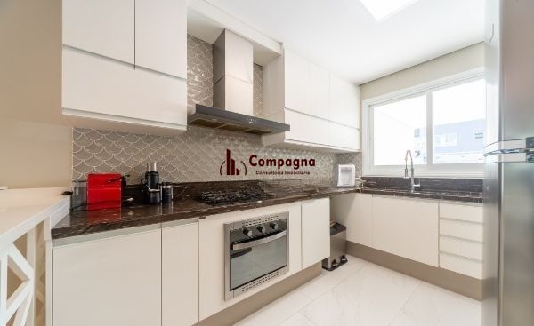 Uma casa linda dentro de um condomínio fechado, no Lagos de Nova Ipanema. — foto 3
