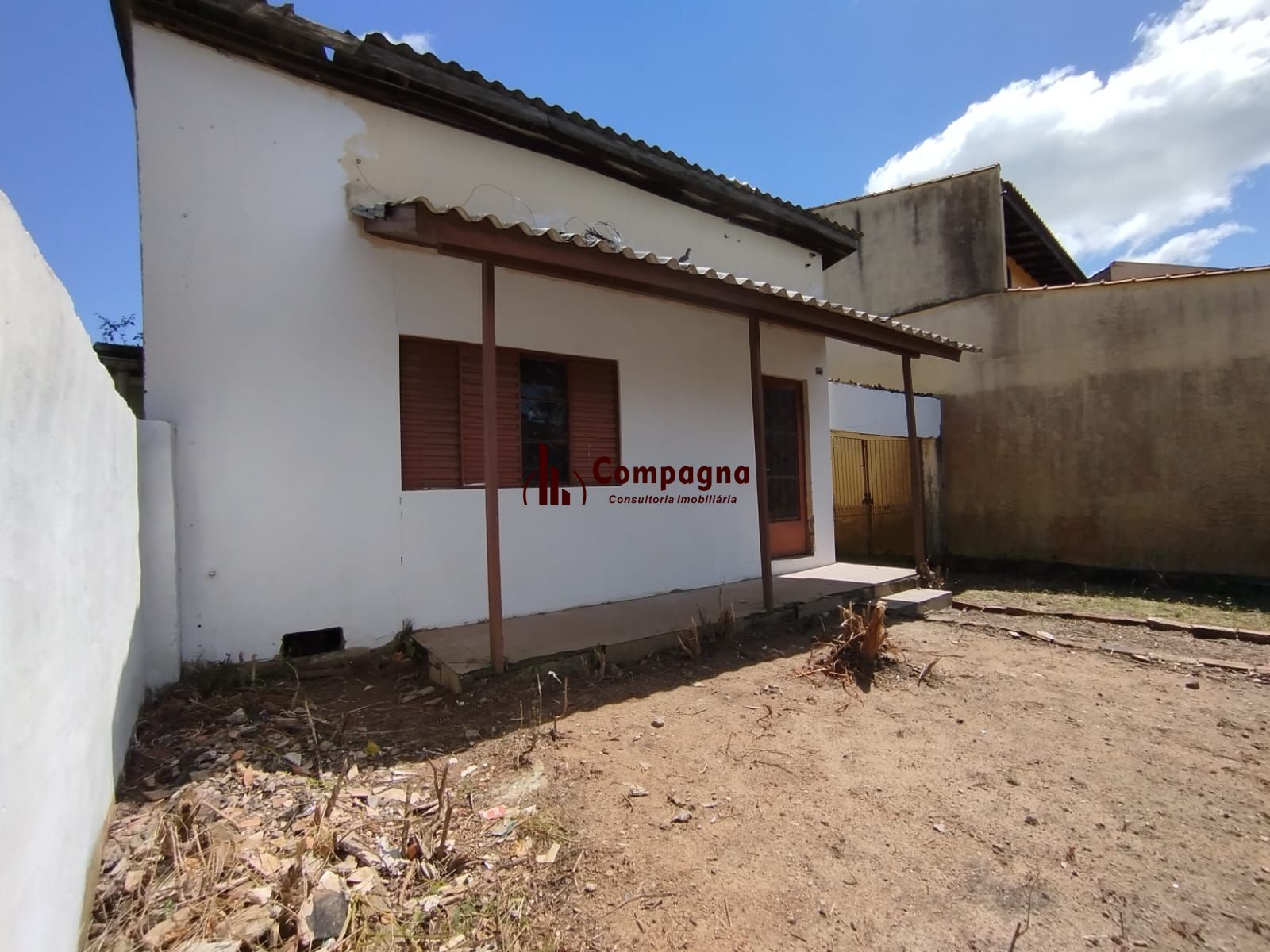 CASA TERREA COM 1 DORMITÓRIO, BAIRRO GUARUJA — foto 3