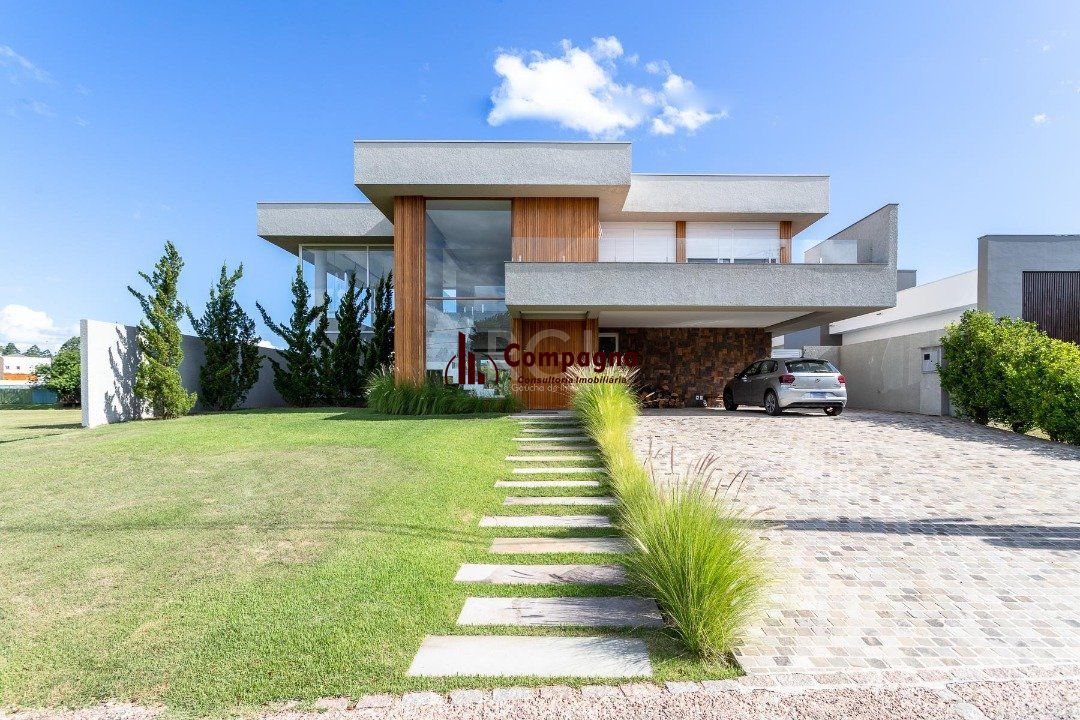 Casa Condominio para Venda - 380m², 3 dormitórios, sendo 3 suites, 6 vagas - Terra Ville