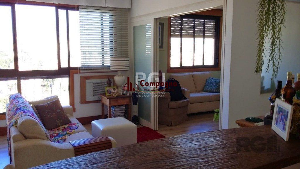 Apartamento para Venda - 90m², 3 dormitórios, sendo 1 suites, 1 vaga - Passo da Areia — foto 2