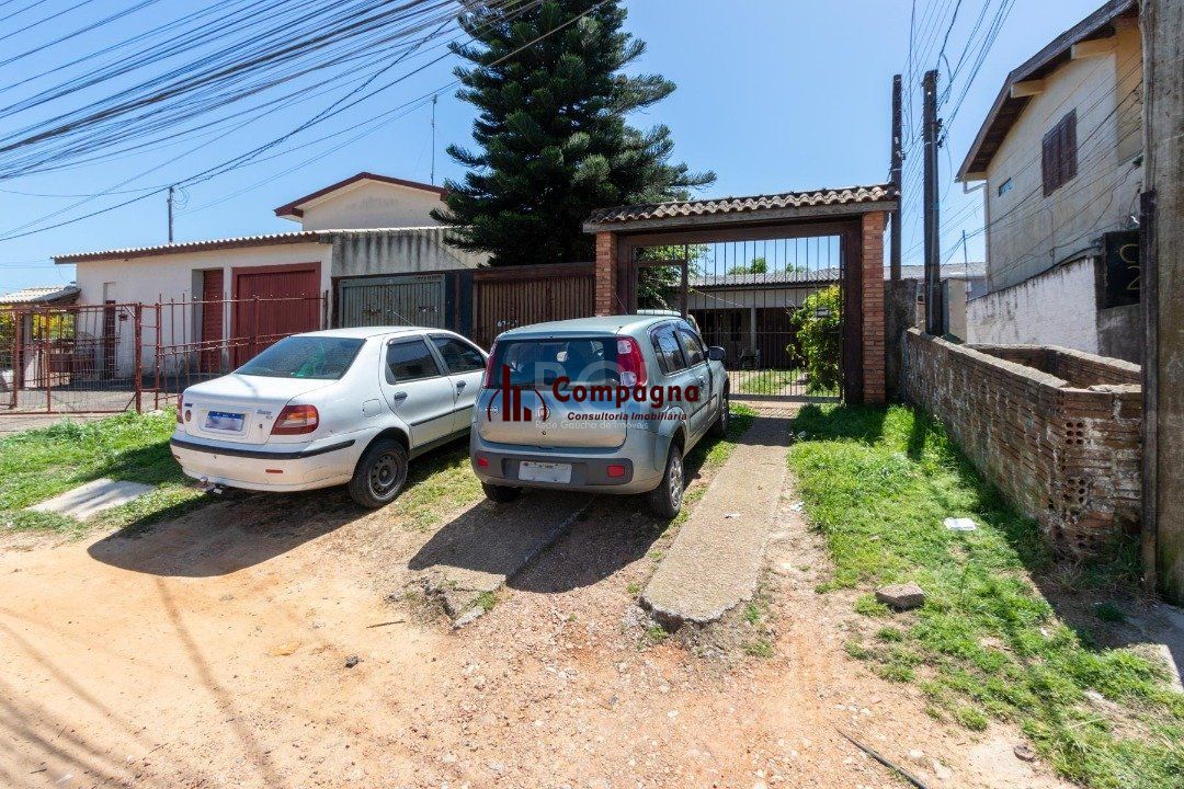 Casa para Venda - 2200m², 3 dormitórios, Lomba do Pinheiro